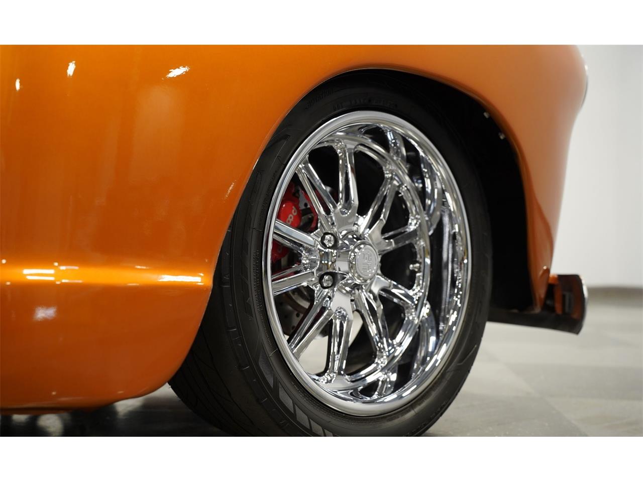 Chevrolet-3100-1954-Tangerine-Orange-Grey-and-Orange-35