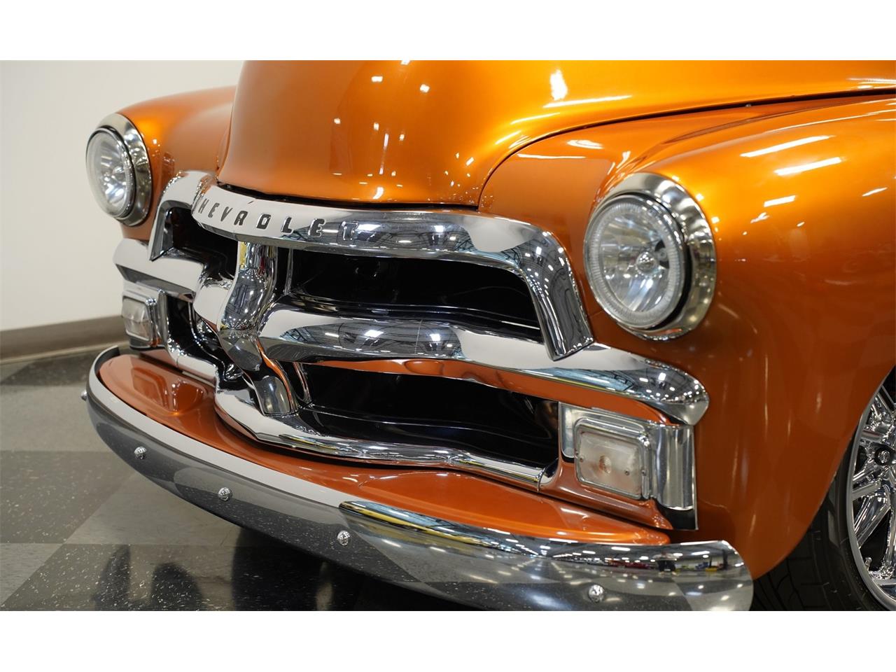 Chevrolet-3100-1954-Tangerine-Orange-Grey-and-Orange-36