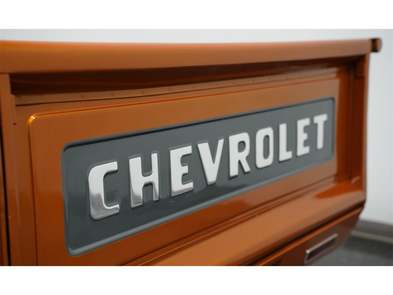Chevrolet-3100-1954-Tangerine-Orange-Grey-and-Orange-37