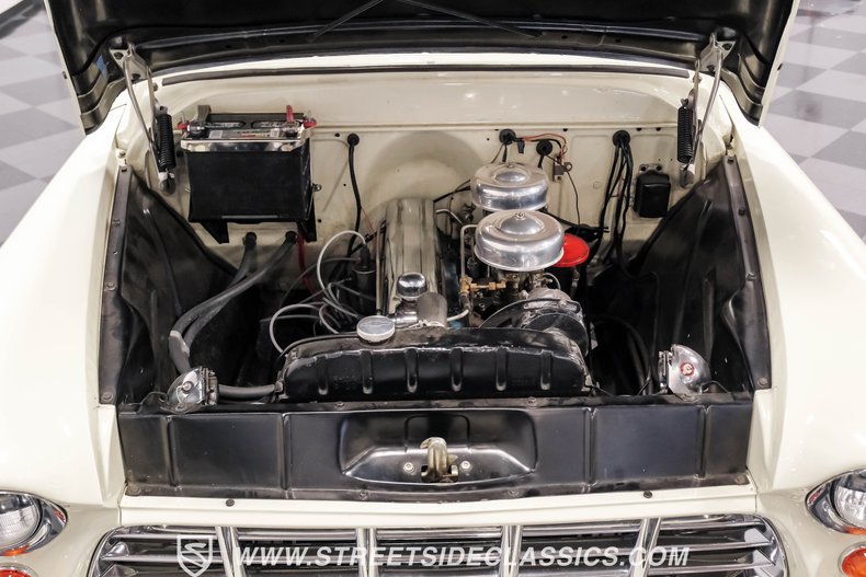 Chevrolet-3100-1955-Bombay-Ivory-Red-13