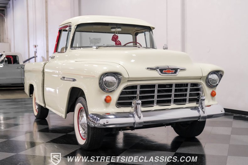 Chevrolet-3100-1955-Bombay-Ivory-Red-23