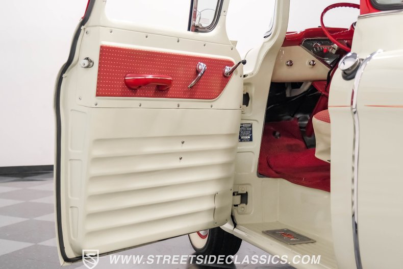 Chevrolet-3100-1955-Bombay-Ivory-Red-43