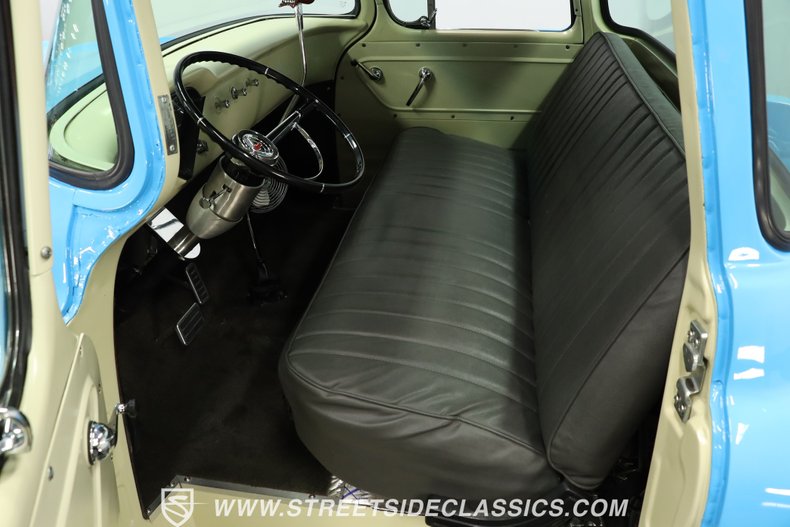 Chevrolet-3100-1957-Blue-GrayBeige-32