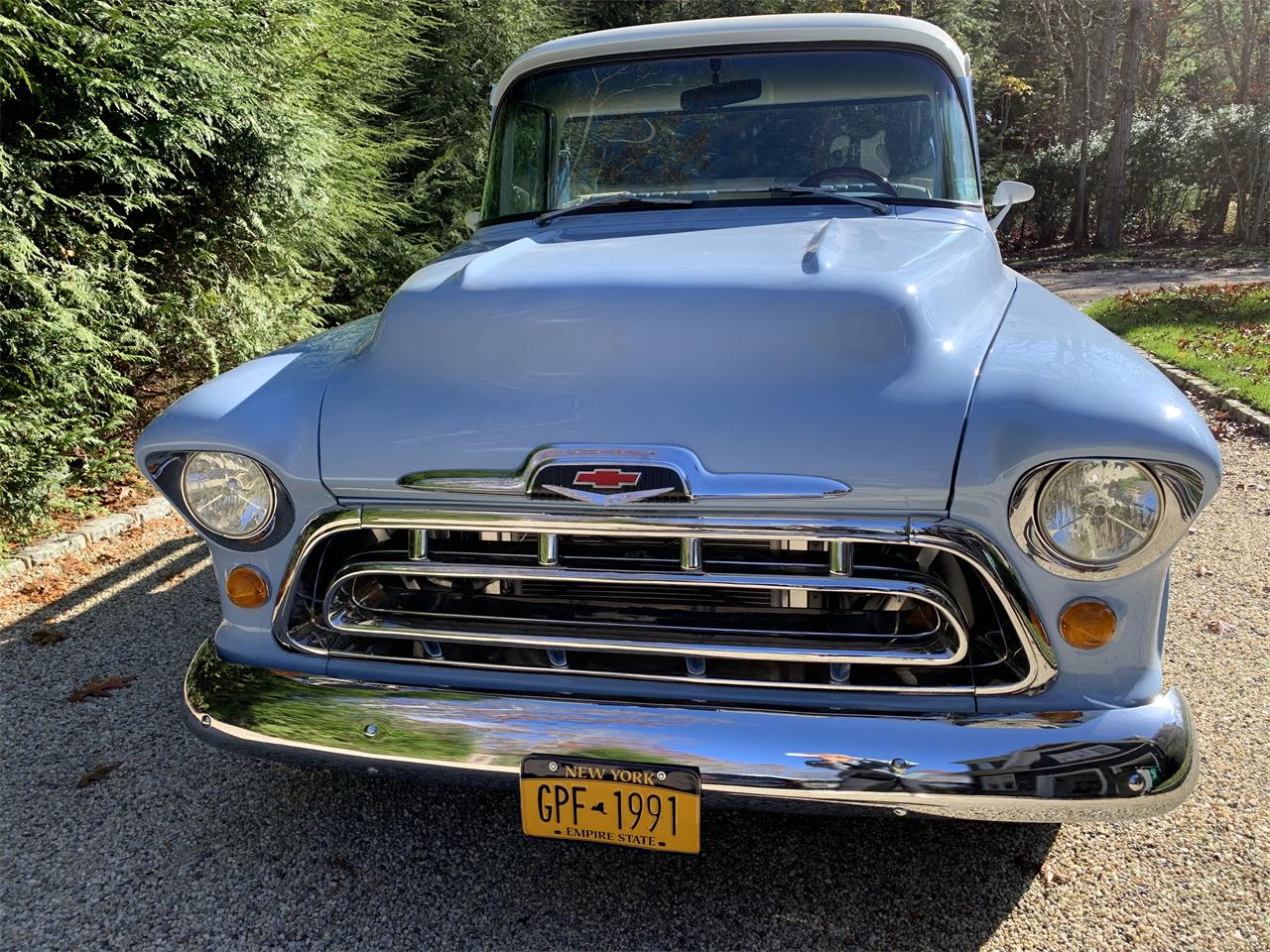 Chevrolet-3100-1957-Light-Blue-and-white-Light-blue-and-white-1