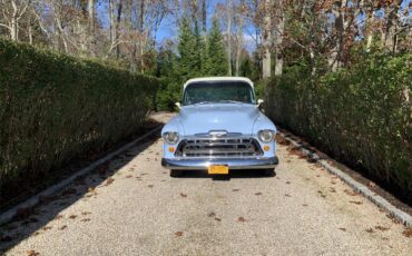Chevrolet-3100-1957-Light-Blue-and-white-Light-blue-and-white-2