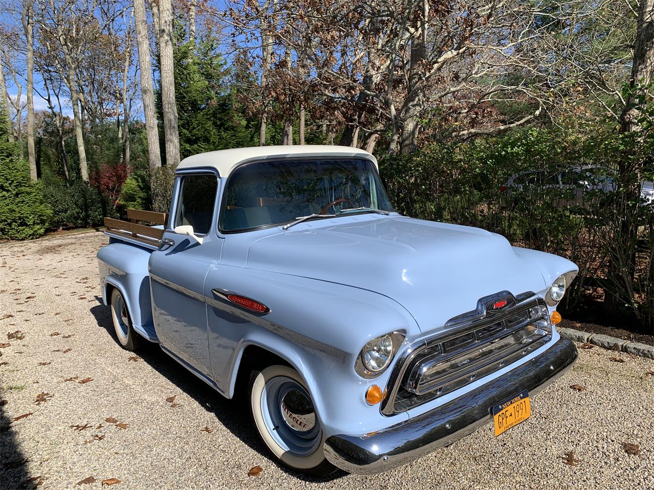 Chevrolet-3100-1957-Light-Blue-and-white-Light-blue-and-white-5