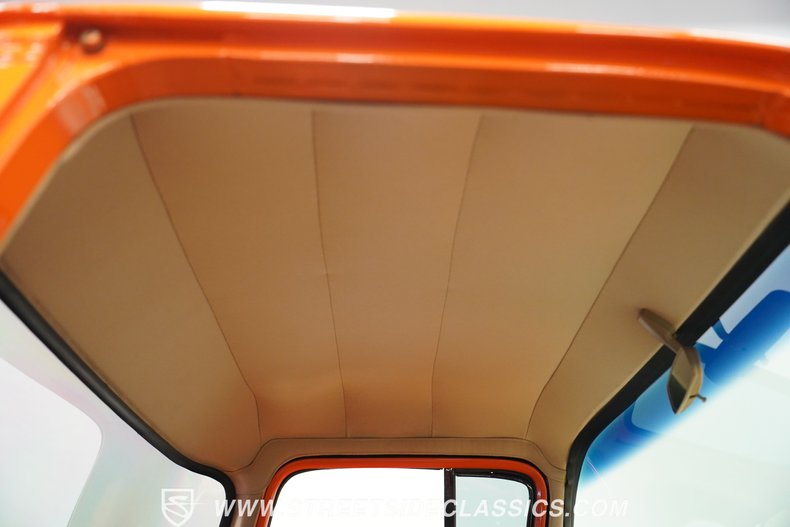 Chevrolet-3100-1957-Orange-Tan-10