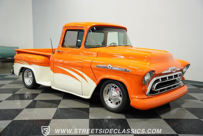 Chevrolet-3100-1957-Orange-Tan-21