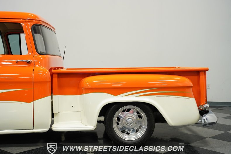 Chevrolet-3100-1957-Orange-Tan-26