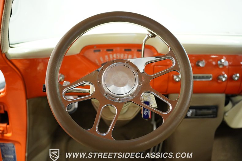 Chevrolet-3100-1957-Orange-Tan-38