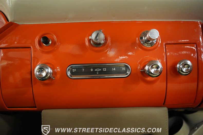 Chevrolet-3100-1957-Orange-Tan-42