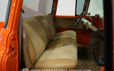 Chevrolet-3100-1957-Orange-Tan-44