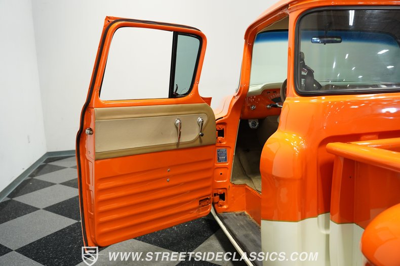 Chevrolet-3100-1957-Orange-Tan-49
