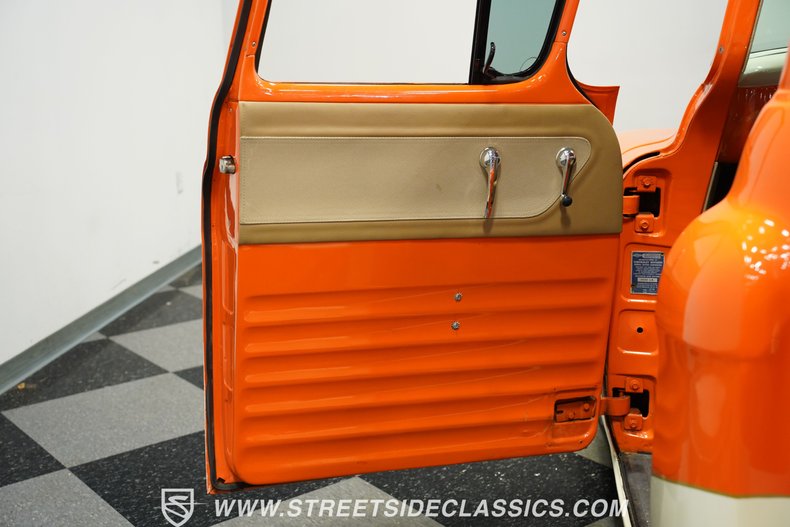 Chevrolet-3100-1957-Orange-Tan-6