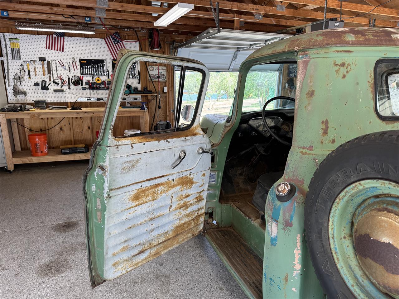 Chevrolet-3100-1959-green-black-29