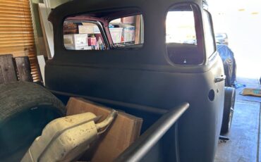 Chevrolet-3100-5-window-truck-1949-black-2