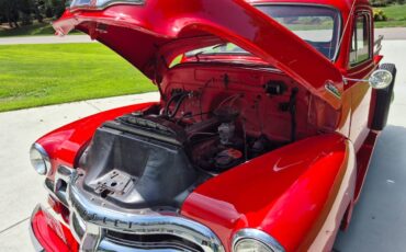 Chevrolet-3100-5-window-truck-1954-red-11