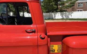 Chevrolet-3100-pick-up-1957-red-22