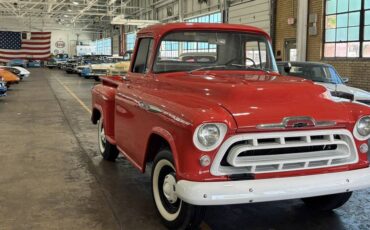 Chevrolet-3100-pick-up-1957-red-9