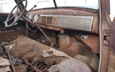 Chevrolet-3100-short-bed-half-ton-pickup-truck-1950-green-11