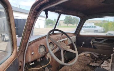 Chevrolet-3100-short-bed-half-ton-pickup-truck-1950-green-12
