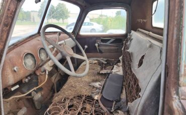 Chevrolet-3100-short-bed-half-ton-pickup-truck-1950-green-13