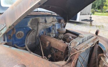 Chevrolet-3100-short-bed-half-ton-pickup-truck-1950-green-15