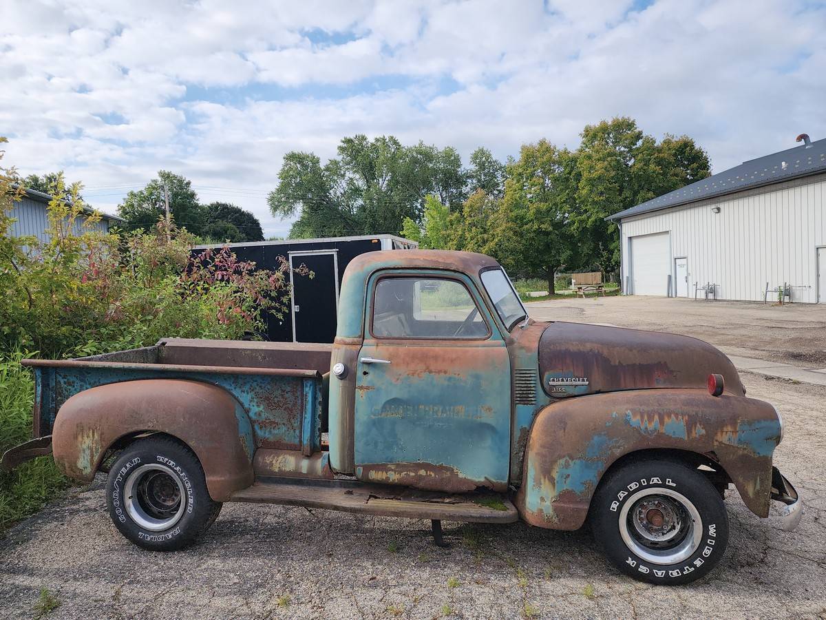 Chevrolet-3100-short-bed-half-ton-pickup-truck-1950-green-3