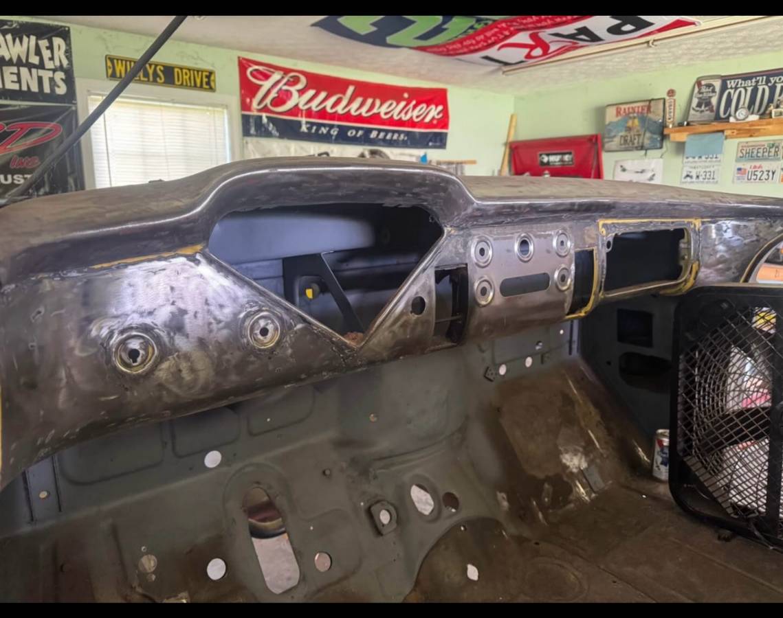 Chevrolet-3100-truck-1956-custom-6