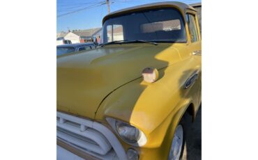 Chevrolet-3200-1957-Yellow-Black-and-Turquoise-12