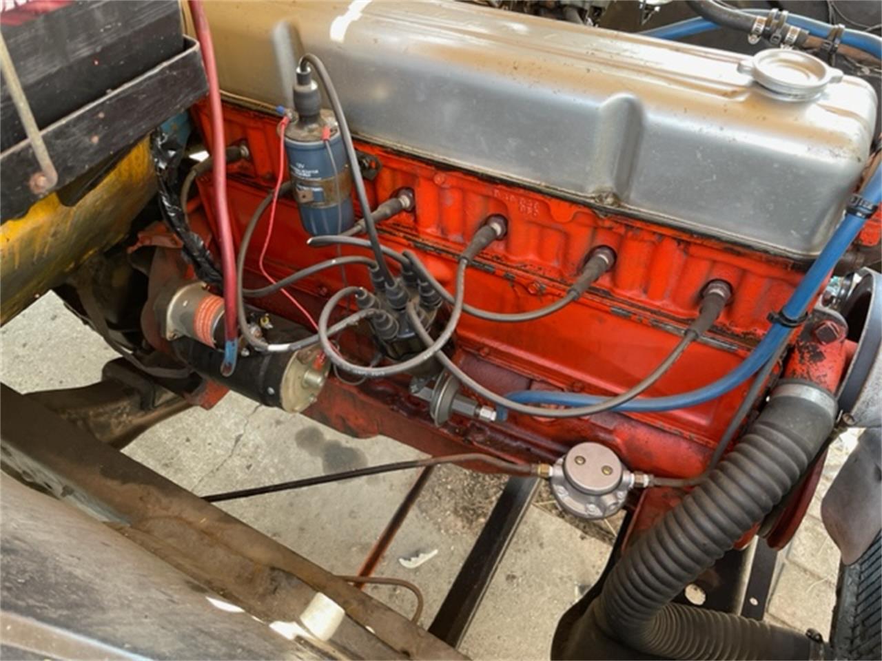 Chevrolet-3200-1957-Yellow-Black-and-Turquoise-15