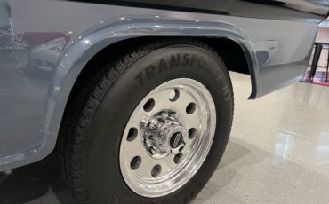 Chevrolet-34-ton-pickup-1957-grey-13