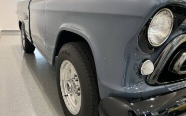 Chevrolet-34-ton-pickup-1957-grey-2