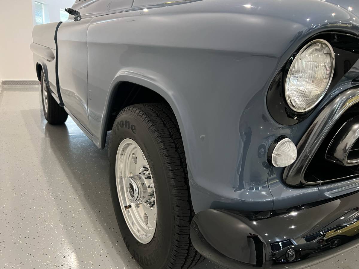 Chevrolet-34-ton-pickup-1957-grey-2
