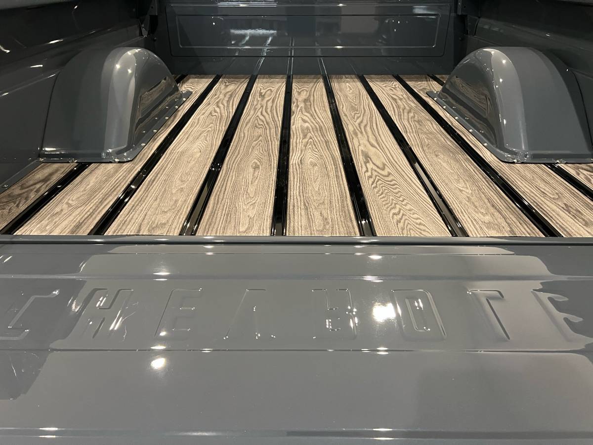 Chevrolet-34-ton-pickup-1957-grey-4