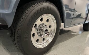 Chevrolet-34-ton-pickup-1957-grey-8