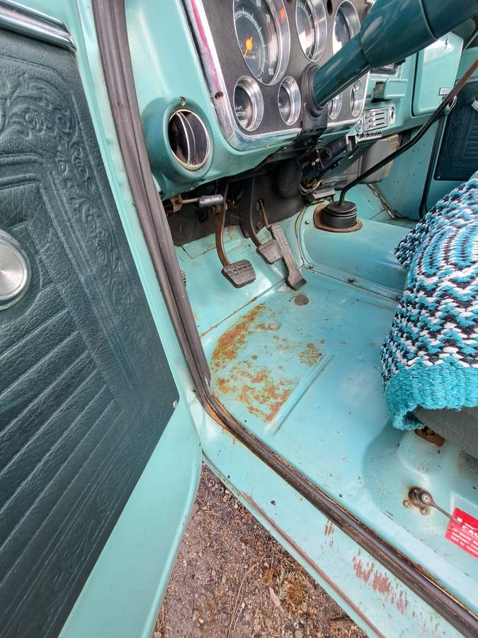 Chevrolet-34ton-truck-1969-green-10