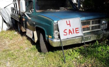 Chevrolet-3500-1984-green-1