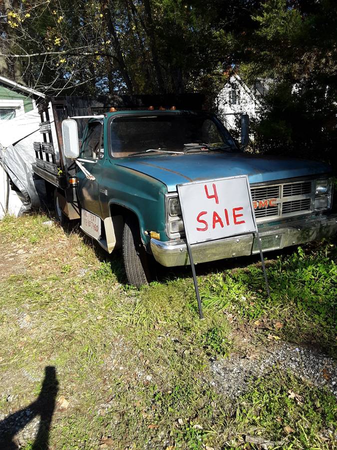 Chevrolet-3500-1984-green-1