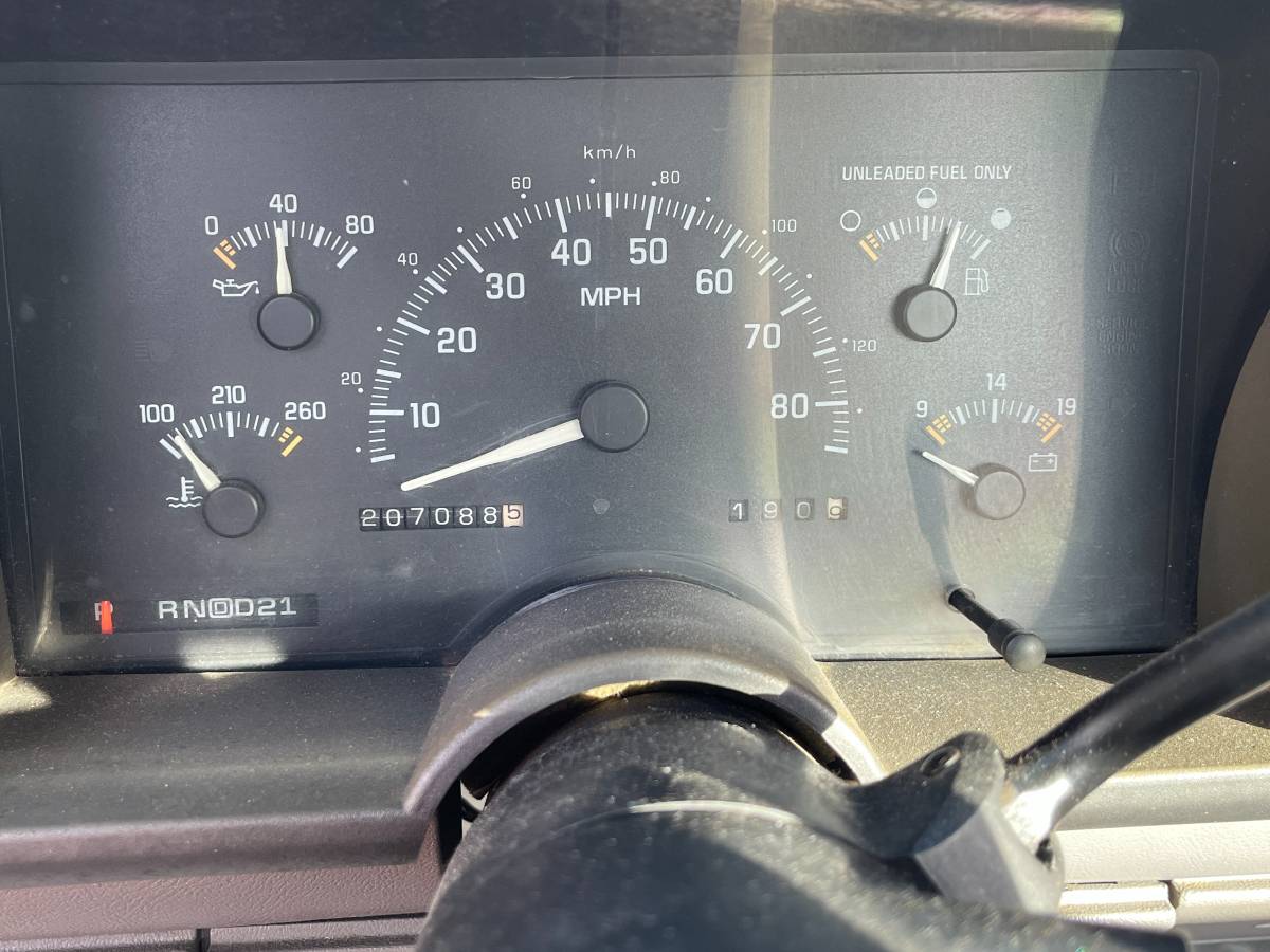 Chevrolet-3500-1994-white-6