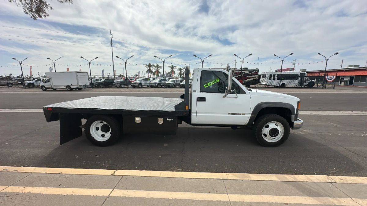 Chevrolet-3500-regular-cab-amp-chassis-1994-white-6