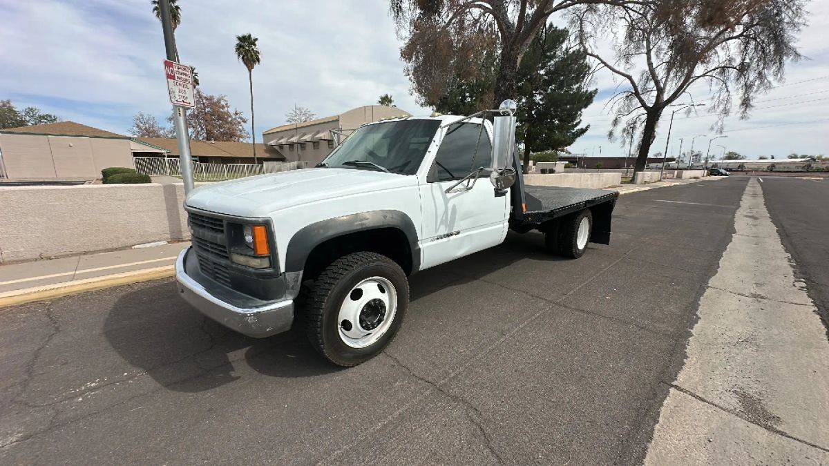 Chevrolet-3500-regular-cab-amp-chassis-1994-white-9