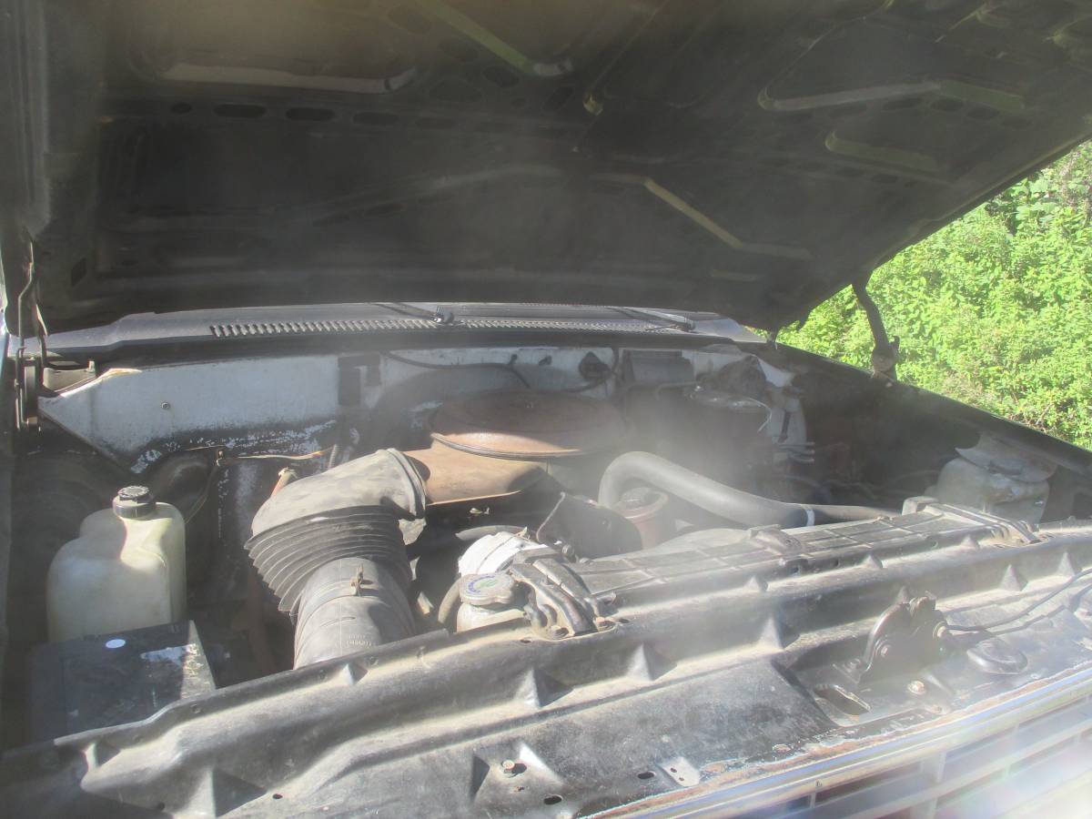 Chevrolet-35000-1987-black-10