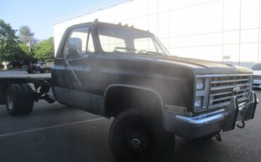 Chevrolet-35000-1987-black-3