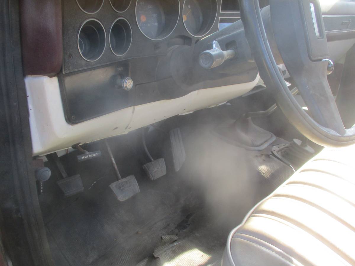 Chevrolet-35000-1987-black-4