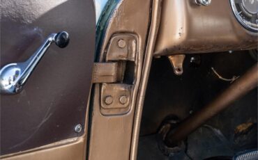 Chevrolet-3600-1950-Green-Black-38