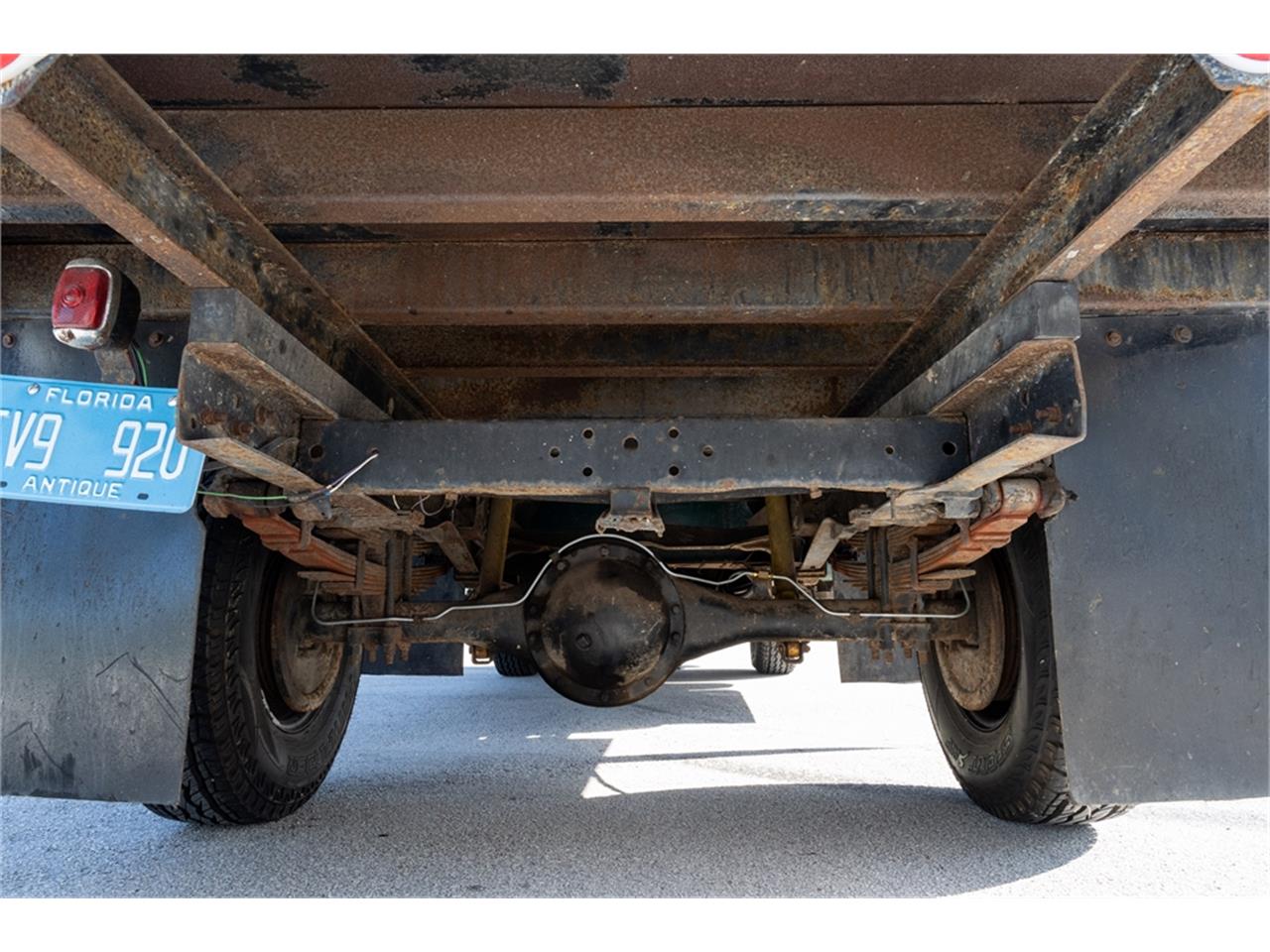 Chevrolet-3600-1950-Green-Black-52