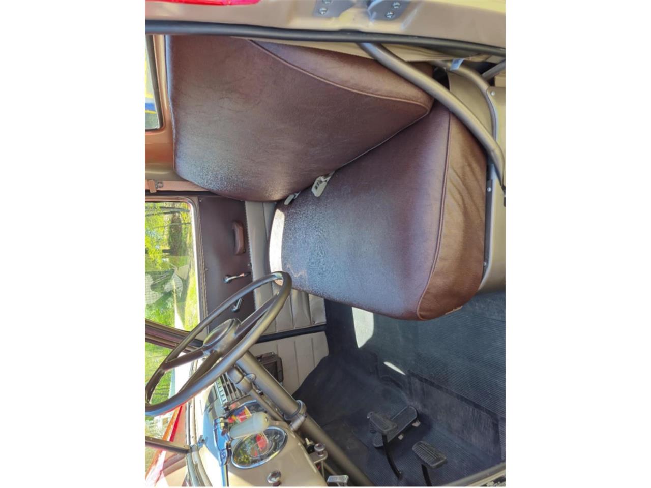 Chevrolet-3600-1950-Red-Tan-amp-Brown-16