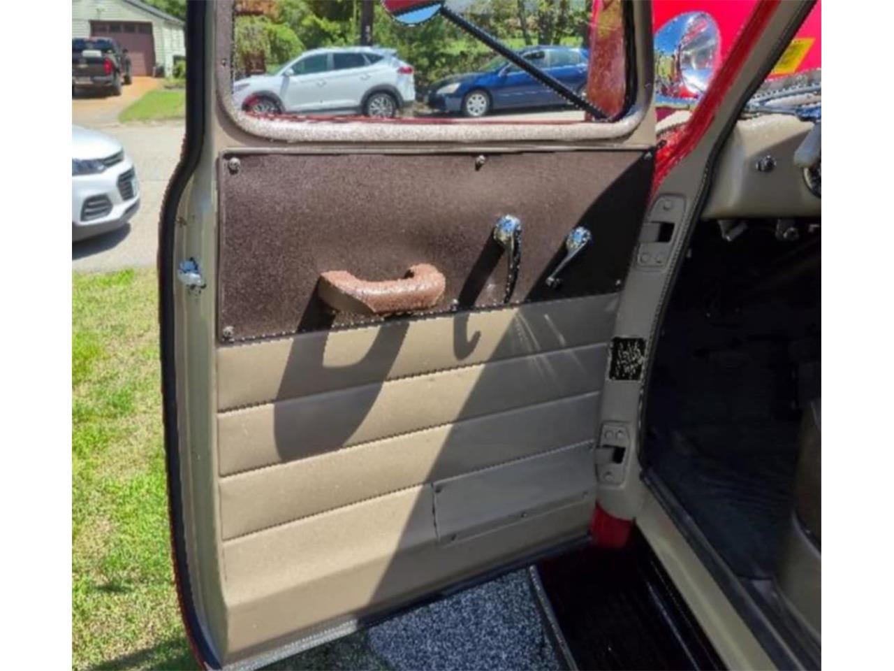 Chevrolet-3600-1950-Red-Tan-amp-Brown-8