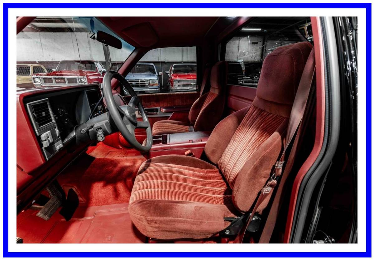 Chevrolet-454-ss-1990-black-5